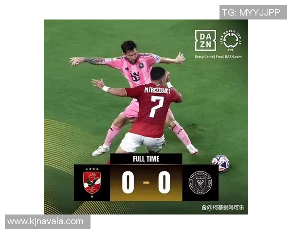 足球明星拼图京东自营热销中，畅享拼图乐趣与足球激情的完美结合