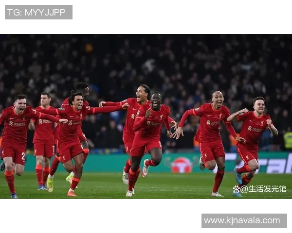 退役足球明星的传奇故事与精彩瞬间全记录 退役足球明星的传奇故事与精彩瞬间全记录