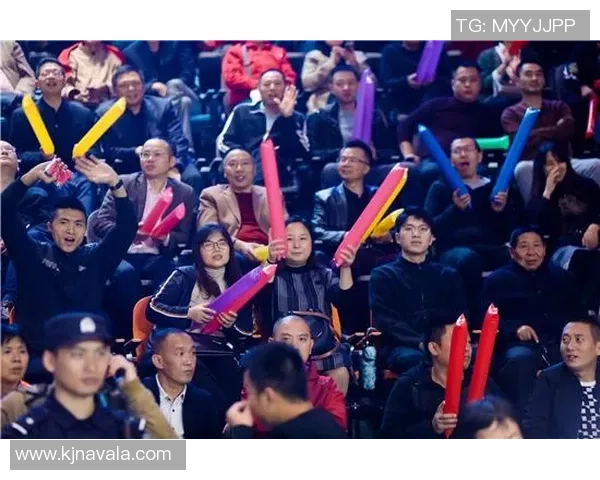 重庆网球队总决赛特别报道：从默默无闻到辉煌崛起的奋斗历程