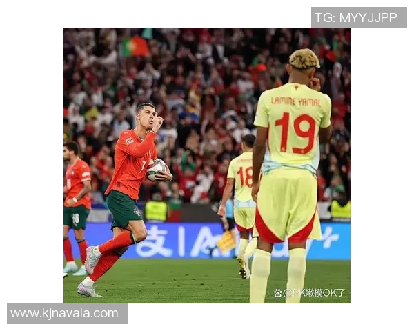 探讨历史上哪个足球明星在巅峰时期展现出最强的竞技水平与影响力