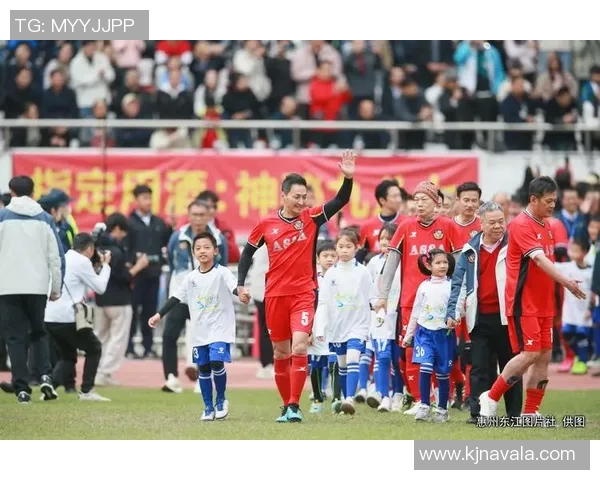 足球明星专属中文背景设计打造个性化视觉体验与球迷互动新方式 足球明星专属中文背景设计打造个性化视觉体验与球迷互动新方式