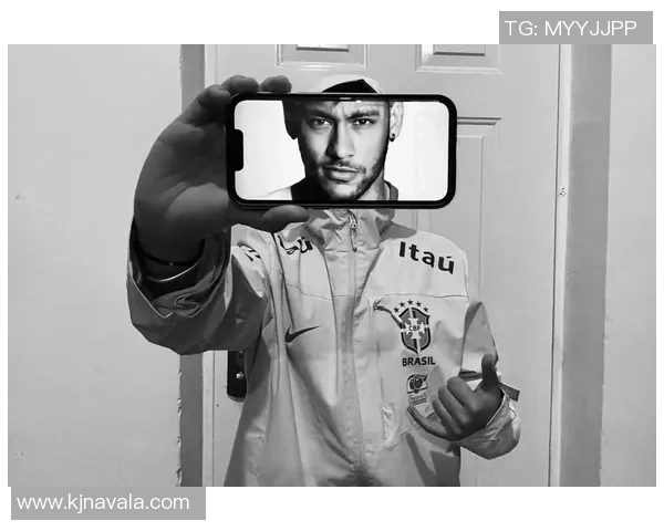 内马尔足球明星挂件热销让你随时随地感受足球魅力与激情 内马尔足球明星挂件热销让你随时随地感受足球魅力与激情